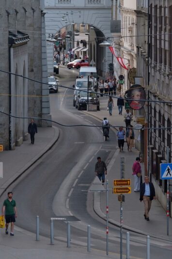 2022_0521_12404700-02